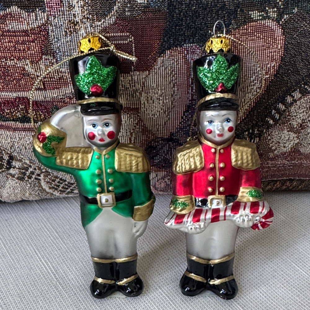 PartyLite Toy Soldier Ornament Pair (P7884) - Picture 2 of 6